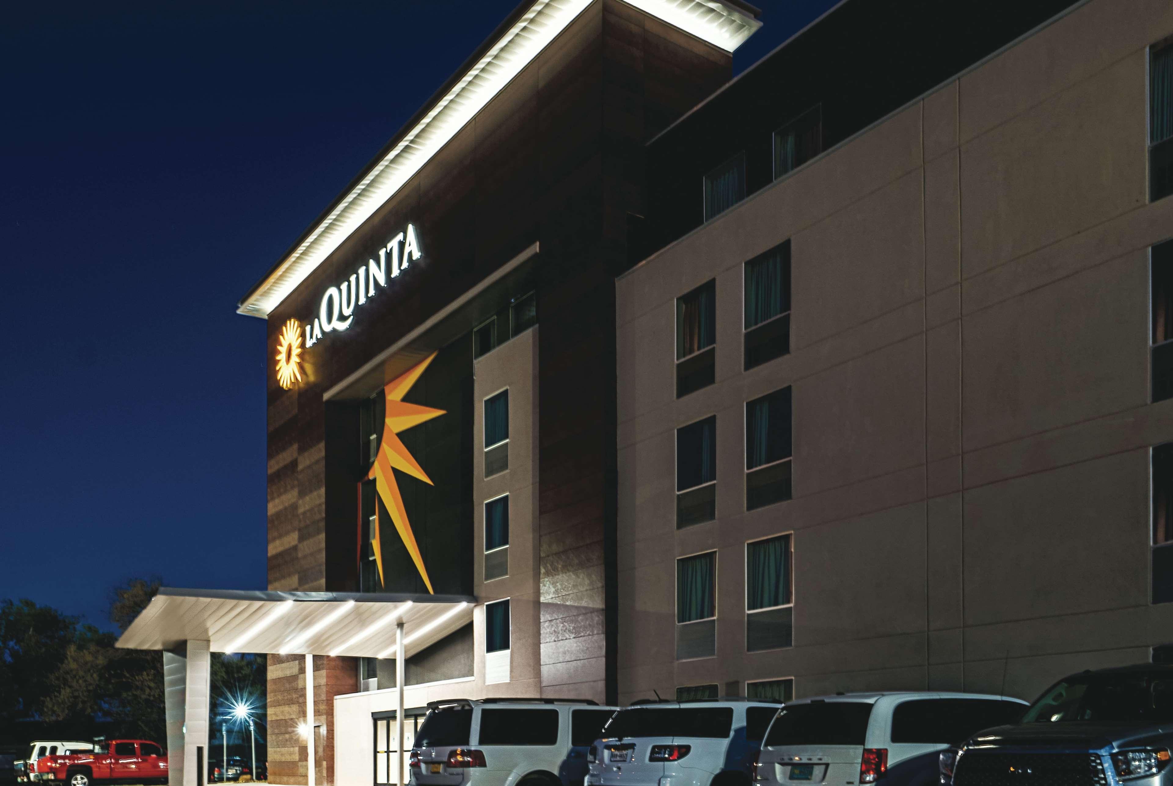 Hotel La Quinta By Wyndham Lubbock West Medical Center Extérieur photo