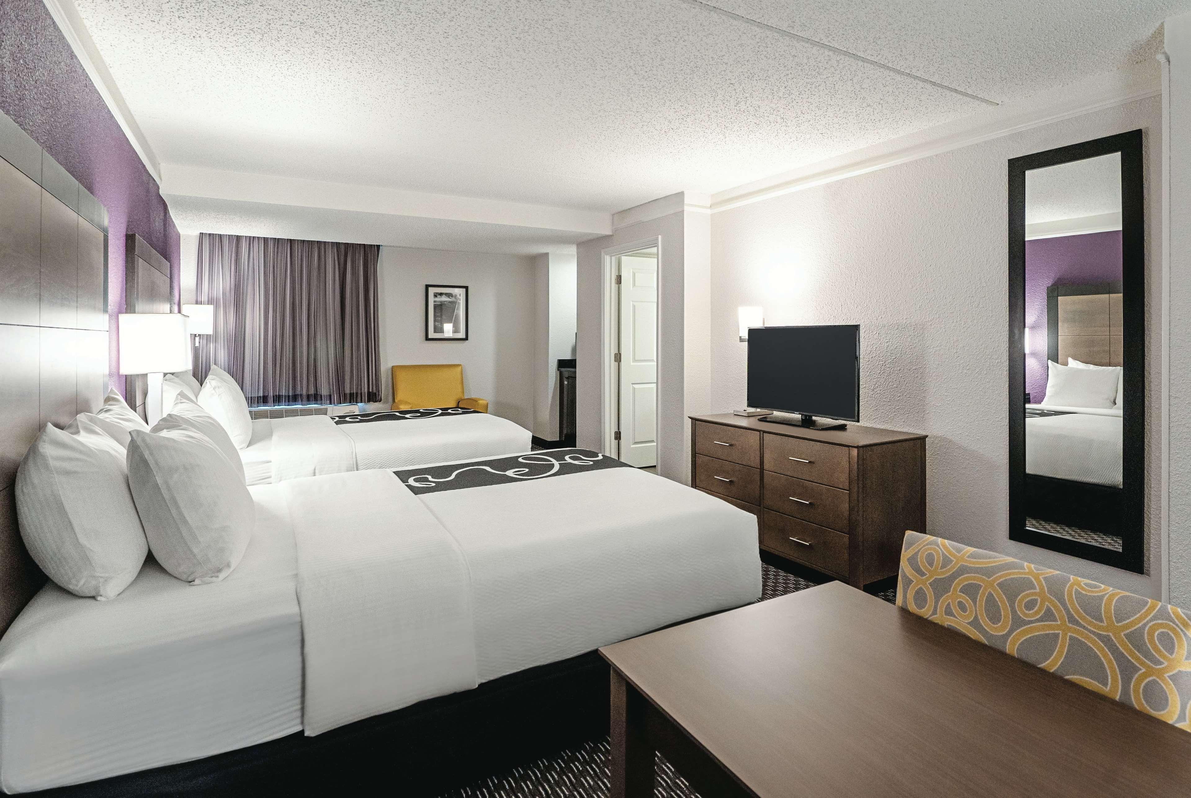 Hotel La Quinta By Wyndham Lubbock West Medical Center Extérieur photo