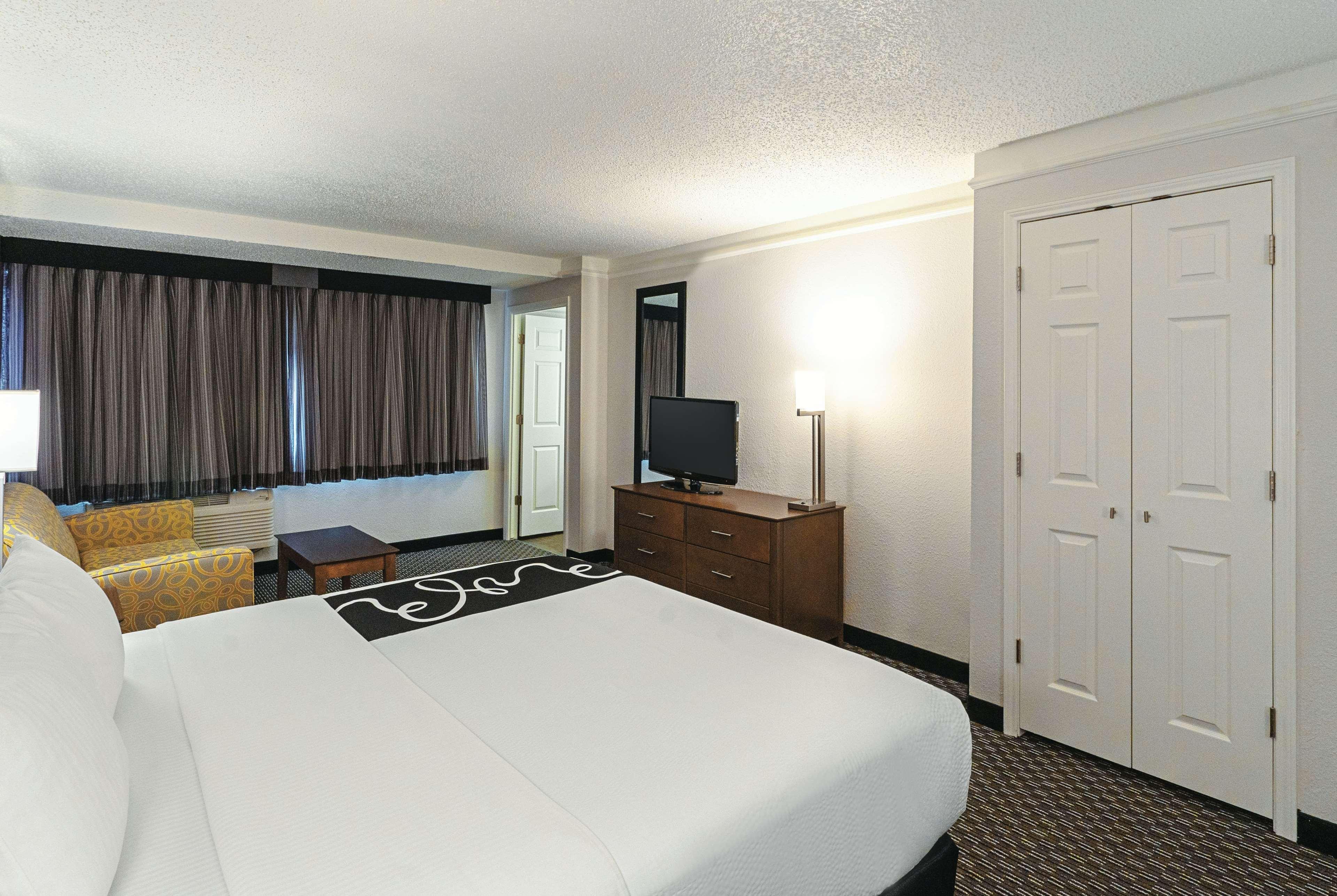 Hotel La Quinta By Wyndham Lubbock West Medical Center Extérieur photo